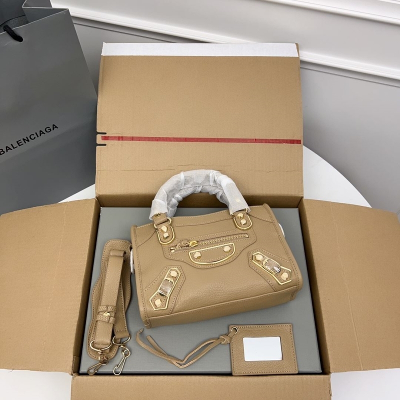 Ba1en*iaga classic city bags